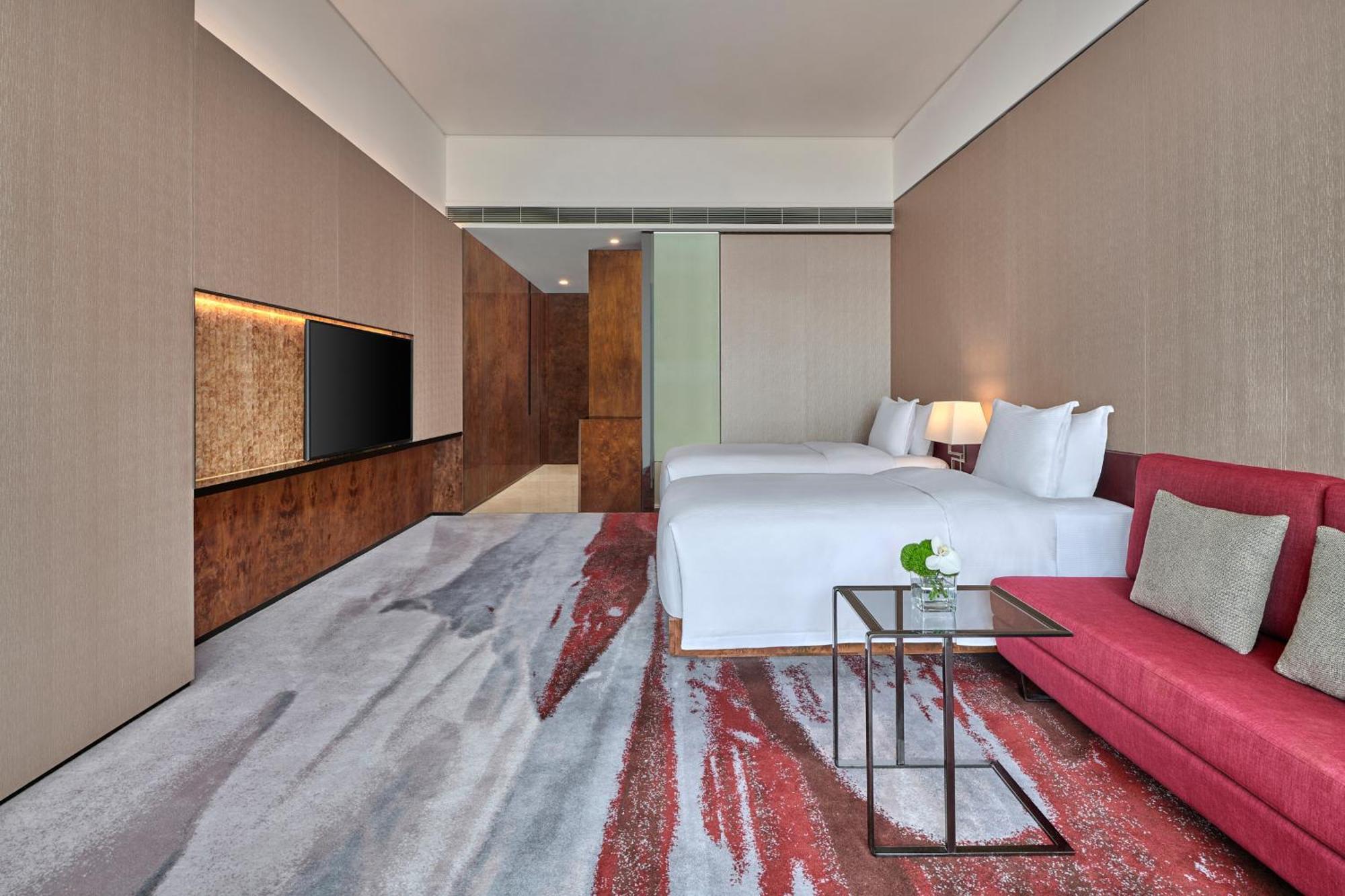 Hilton Guangzhou Tianhe - Free Shuttle Bus And Registration Counter Available During Canton Fair Period Eksteriør bilde