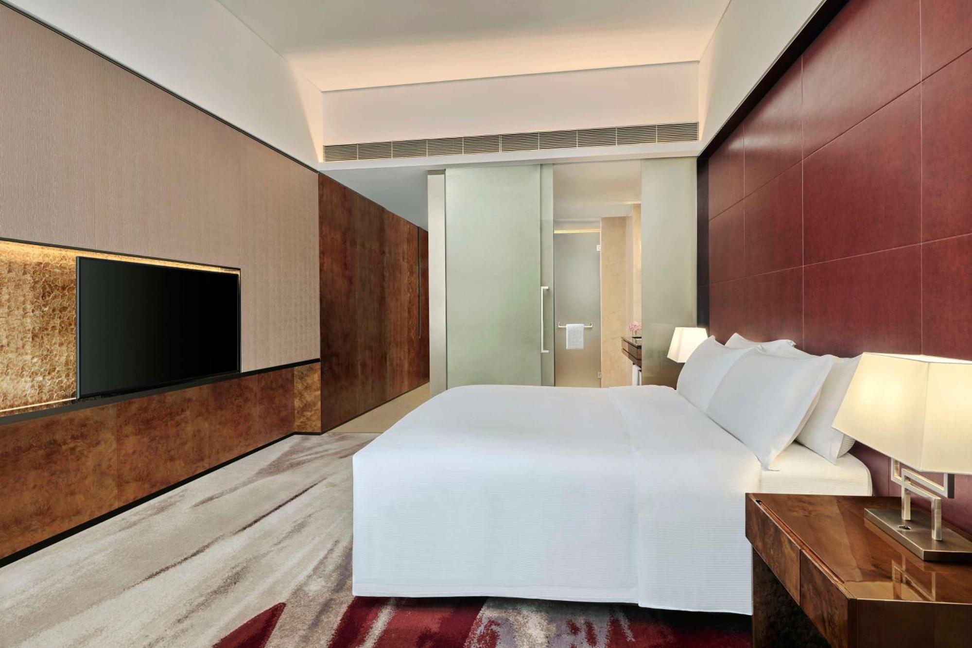 Hilton Guangzhou Tianhe - Free Shuttle Bus And Registration Counter Available During Canton Fair Period Eksteriør bilde